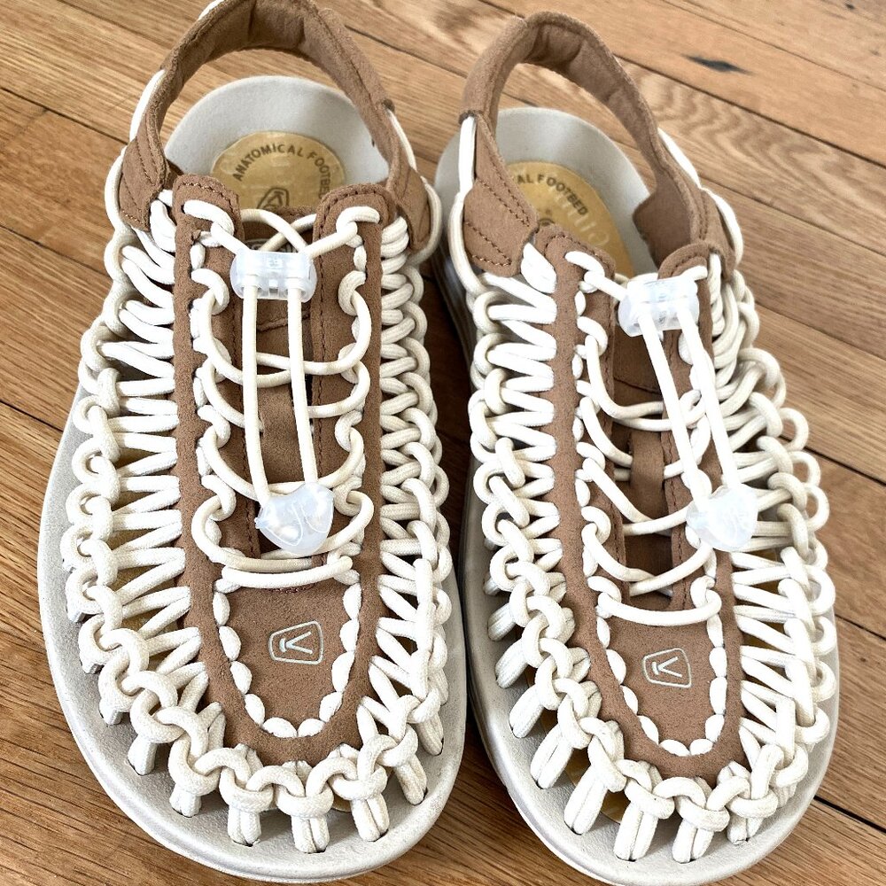 Keens Women's Uneek Sneaker/Sandal